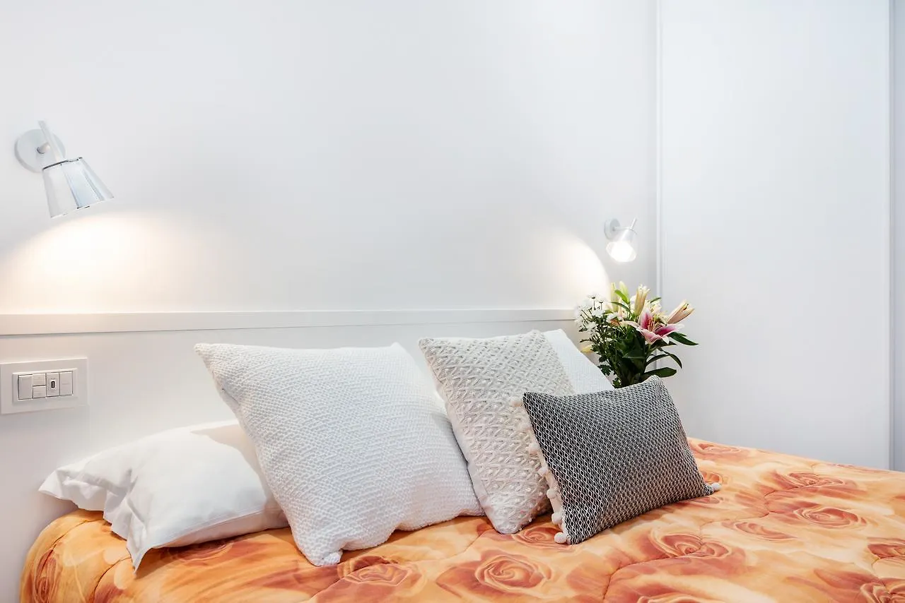 شقة ميلان  في Petite Boutique Maison إيطاليا
